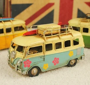 Mini Car Model Retro Classic C - Car Accessories Oman recension och pris